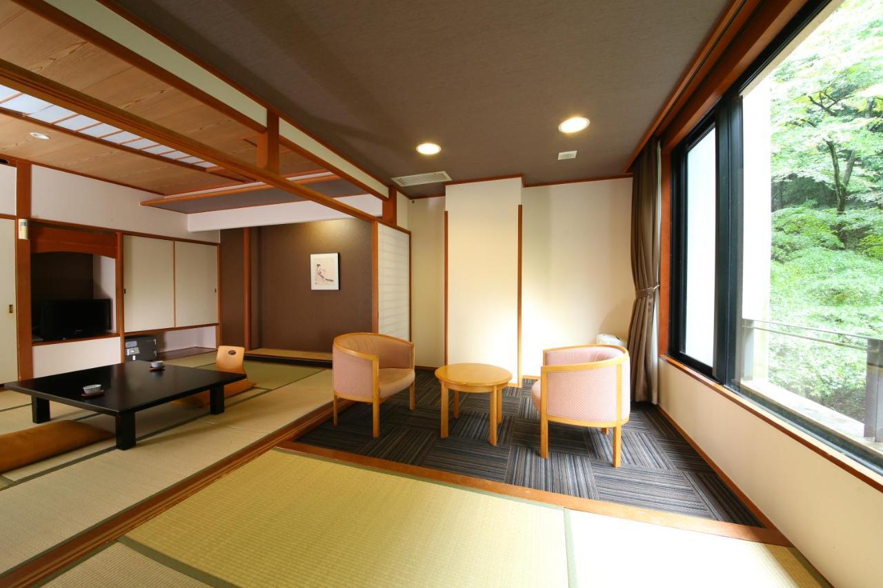 Hotel Ooedo Onsen Monogatari Ikaho Shibukawa Exterior foto
